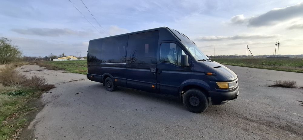 Продам мікроавтобус Iveco daily пасажир