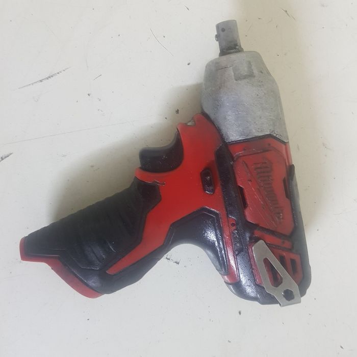 Klucz zakretarka udarowa 1/2 milwaukee m12 fuel