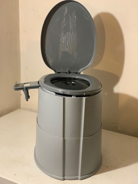 Портативний унітаз