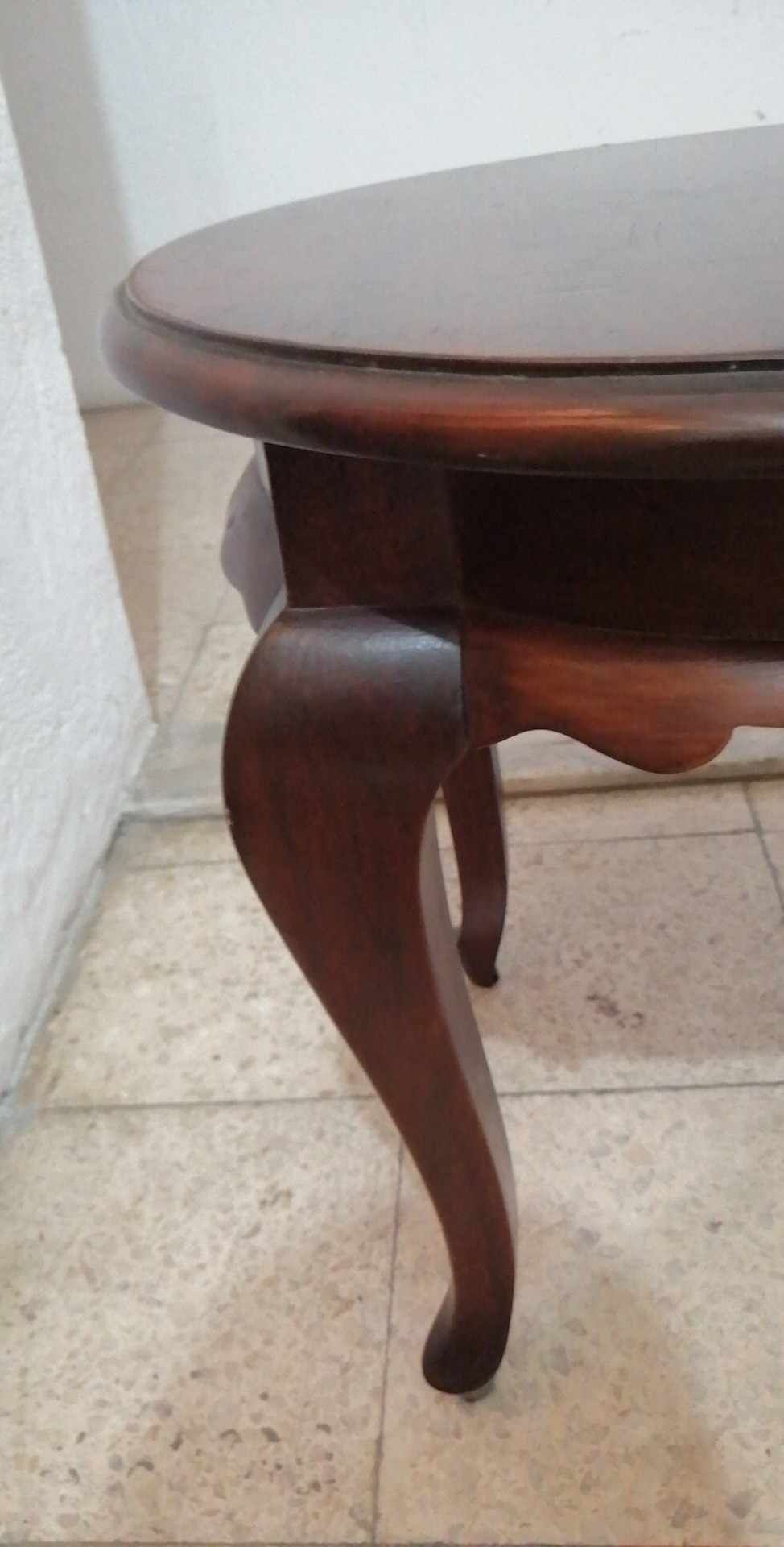 Mesa mogno maciço envernizada semi brilho