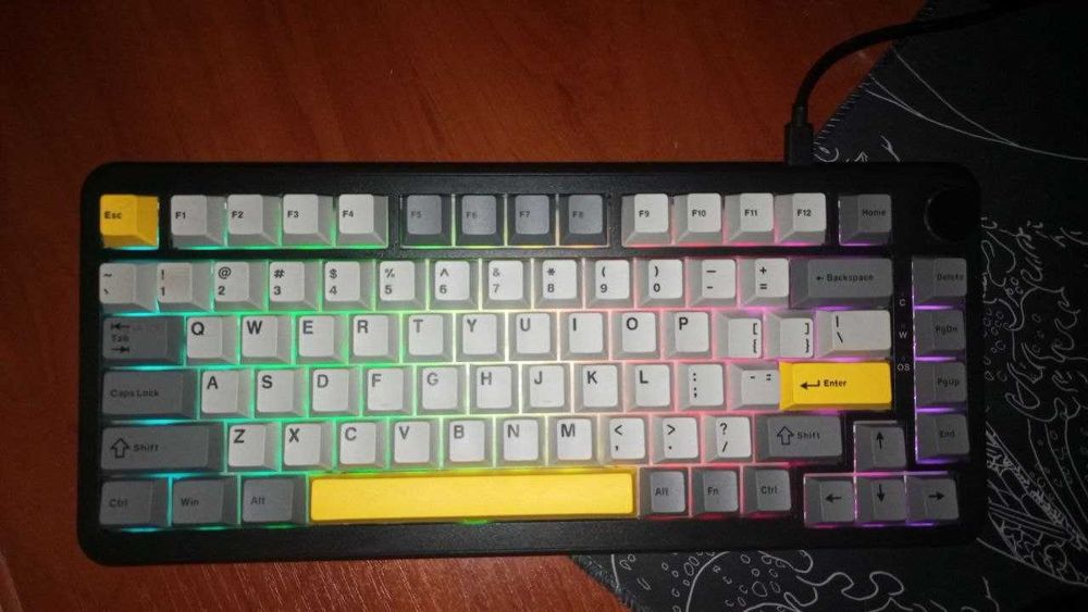 МАГНИТНАЯ полу рабочая клавиатура ajazz ak820max-провод