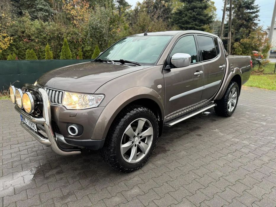 Mitsubishi L200 Dobry stan.