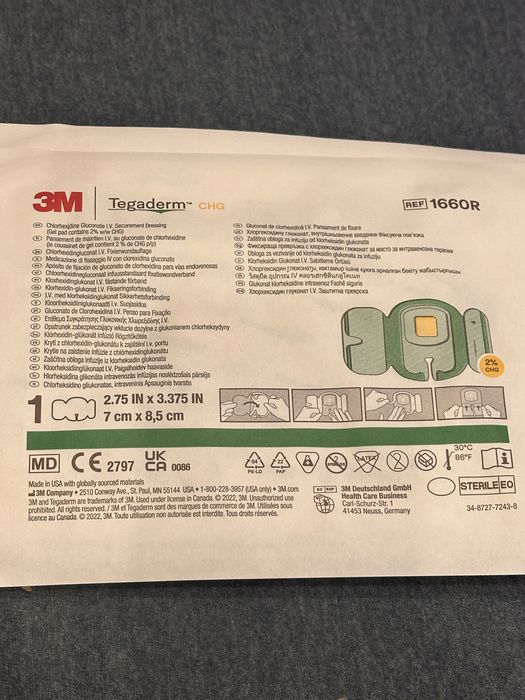 Tegaderm 3M opatrunek zabezpieczajacy wklucie