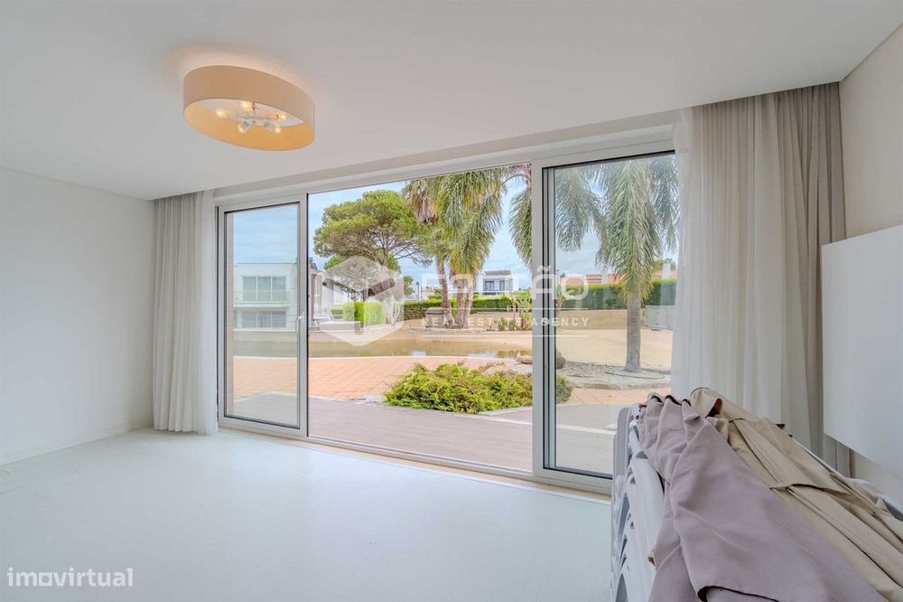 Apartamento T0 Venda em Vau,Óbidos