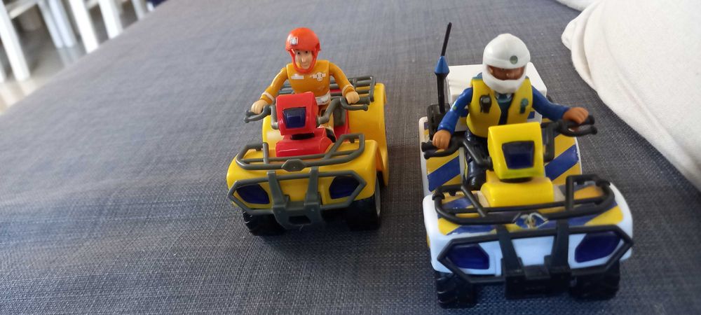 2 pojazdy Strazak Sam