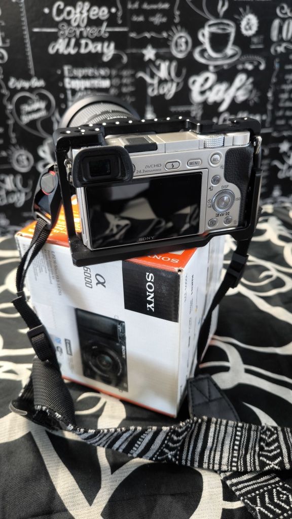 Aparat Sony a6000 + tamron 17-70 f 2.8