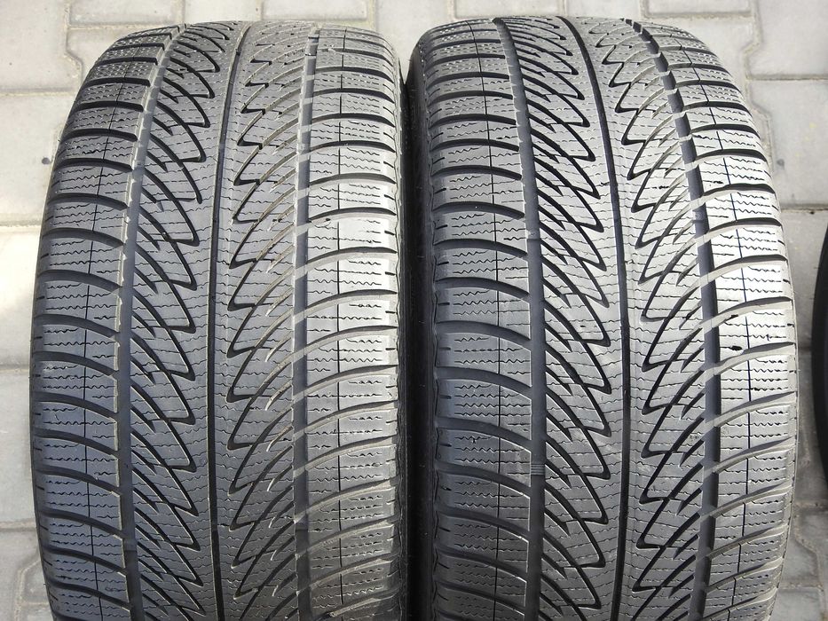2x Goodyear Ultragrip Performance 8 255/35r19 96V 6,5mm 14r