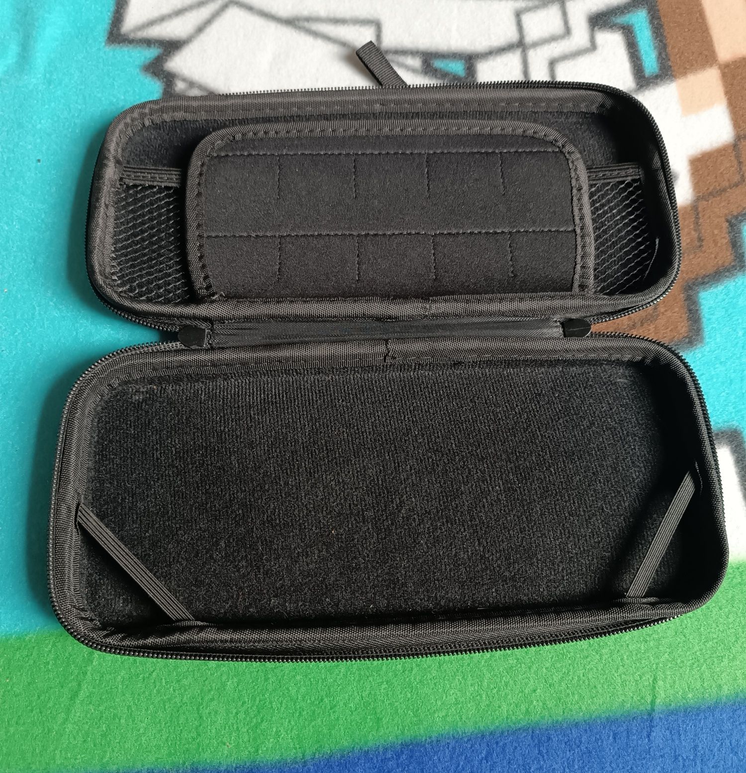 Etui na konsole Nintendo Switch