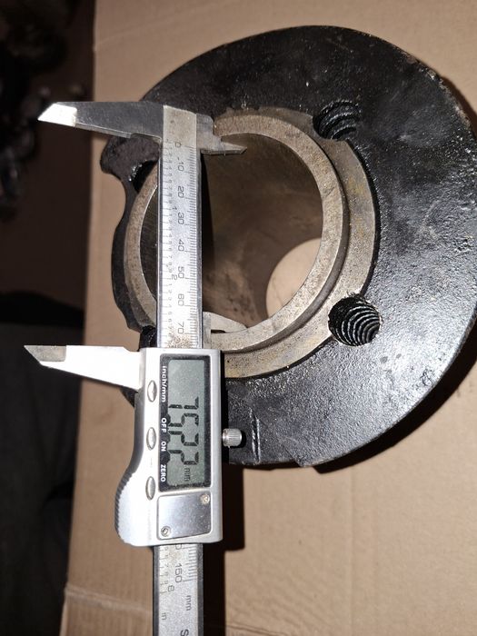 Oryginalny z epoki prlu cylinder silnika junak m7 m10