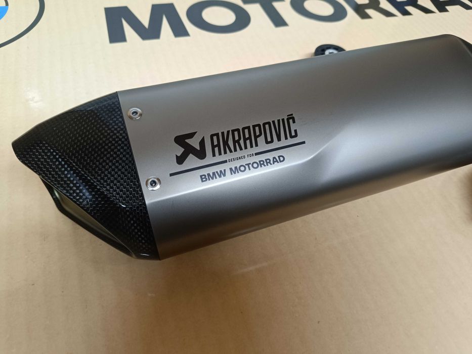 Ponteira Akrapovic BMW S1000XR K69 - NOVA com proteção