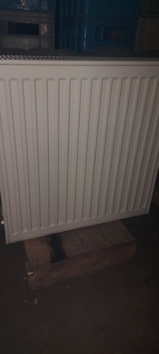 Grzejnik Purmo 600x600mm 3 panelowy