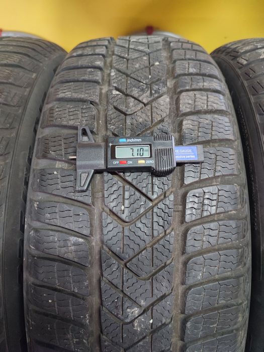 Opony zimowe 225/55R17 97H Pirelli Sottozero 3 | Winter Zimowe