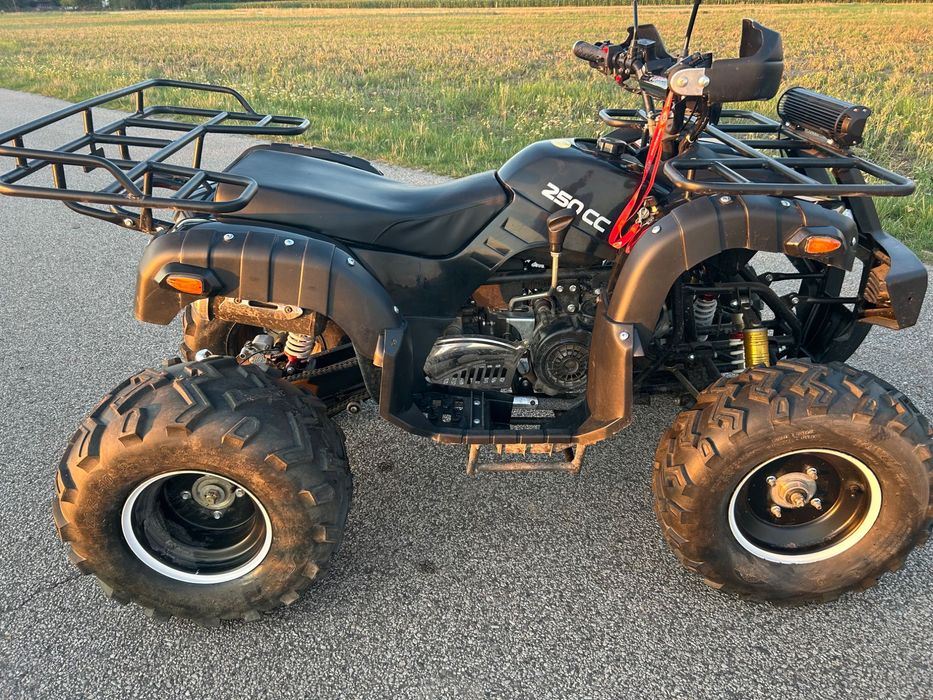 Quad 250 duży rama jak 400