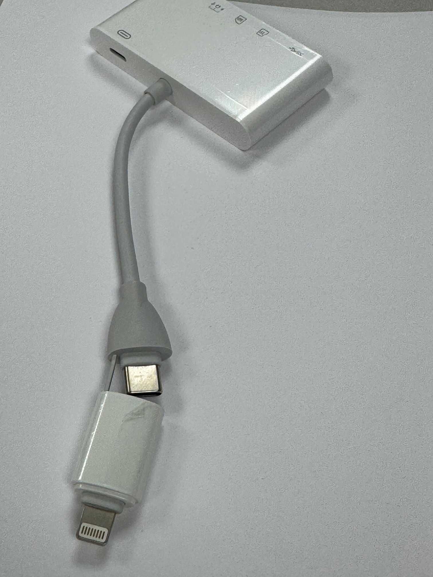Adapter Lightning /USB-C USB TF SD słuchawki i lightning OUTLET