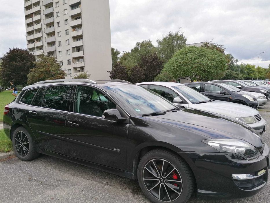 LAGUNA III Grandtour 2.0 DCI MR 11E5
