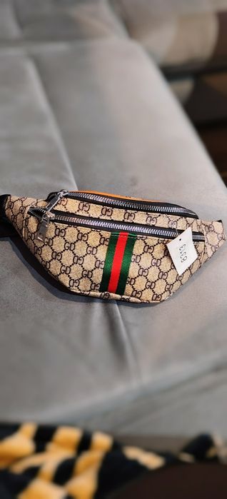 Śliczna saszetka nerka torebka jak Gucci