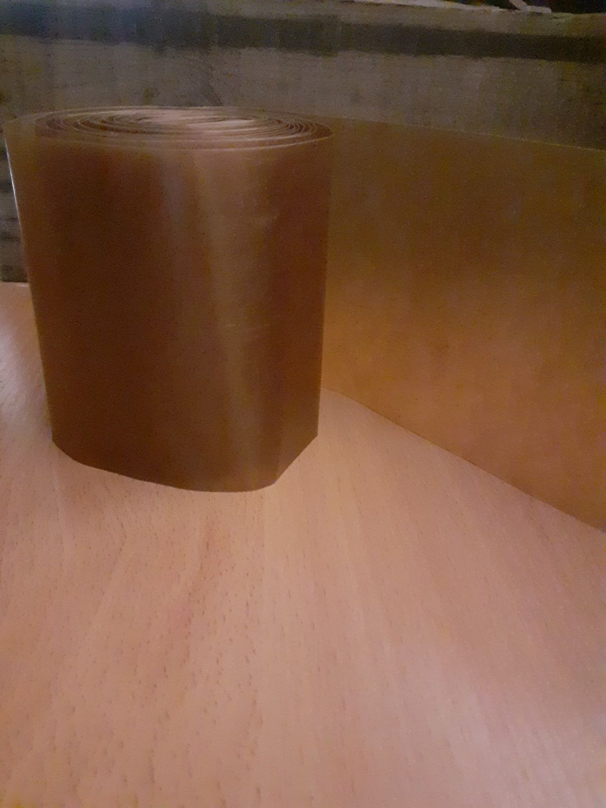 Osłonka białkowa karmel fi 65 mm - 10 m bieżących.