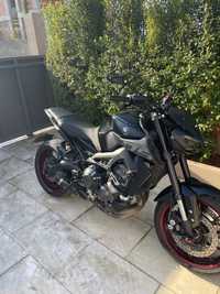 Yamaha MT 09 em excelente estado