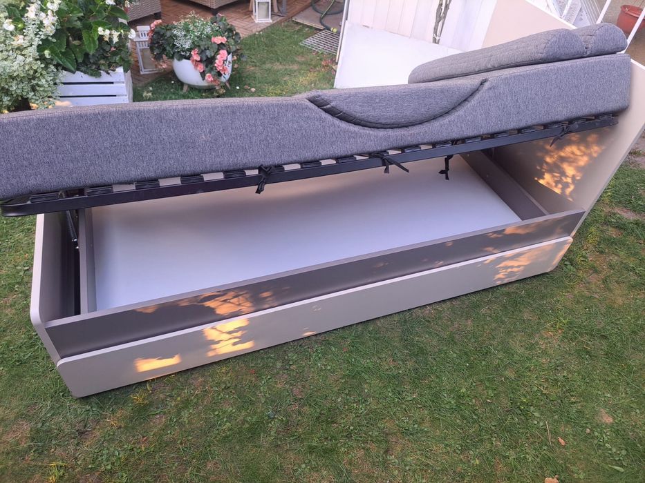 Łóżko VOX 90x200 + biurko 65x140 ZESTAW