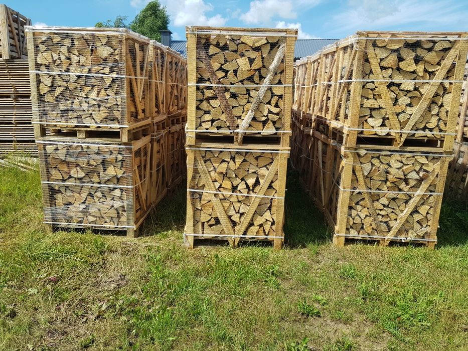 Buk skrzyniopaleta suche 1mp drewno kominkowe sezonowane