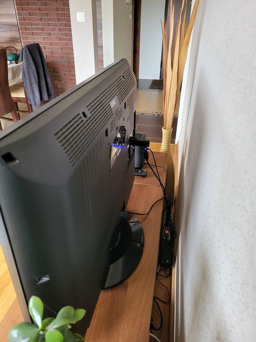 Telewizor Panasonic Vieira TX-L37G10E 37 cali Full HD stand bdb