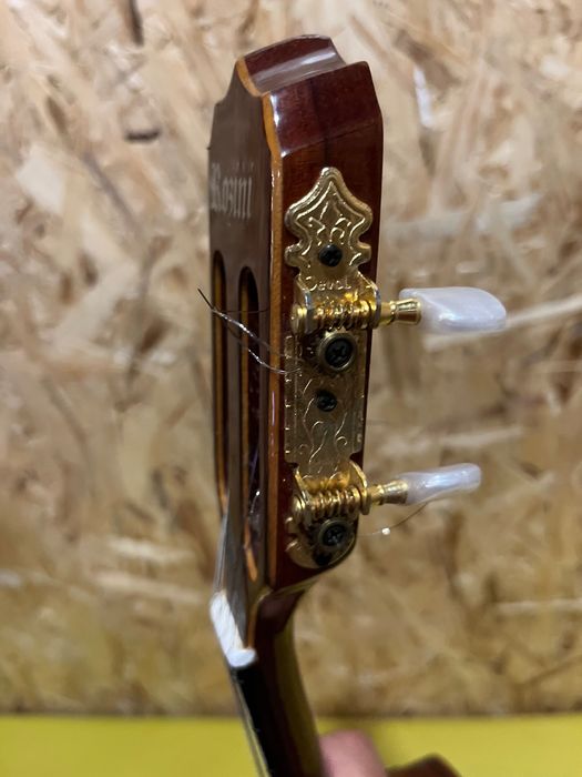 Cavaco Rozini pronto pra tocar, pra pessoas exigentes.