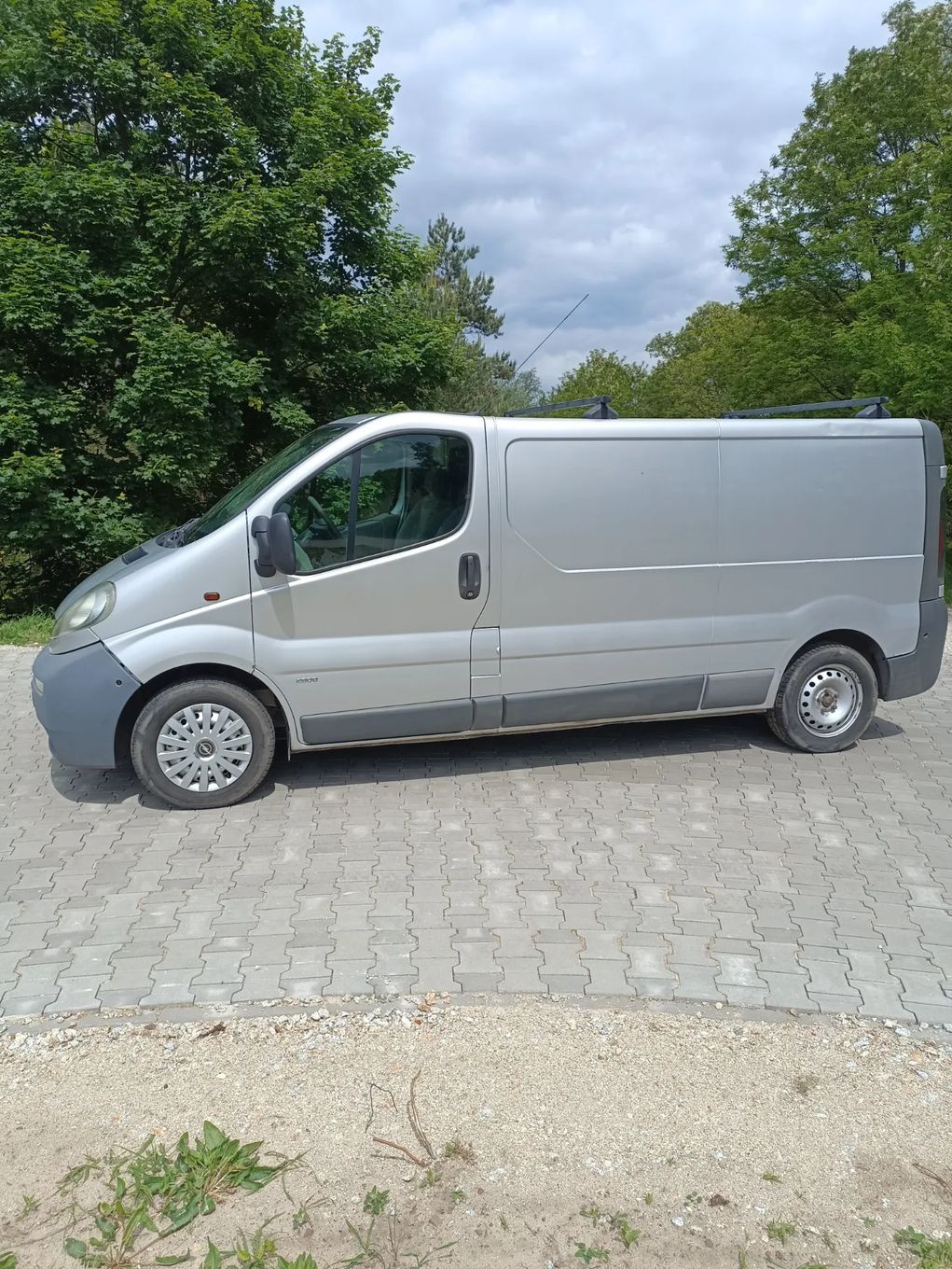 Opel Vivaro  Opel Vivaro