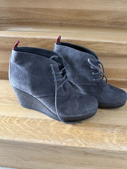 Продам ботільони Tommy Hilfiger