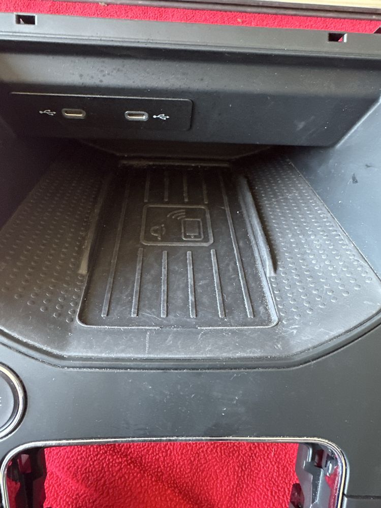 Seat ibiza V dekor ramka zmiany biegow tunel z indukcja