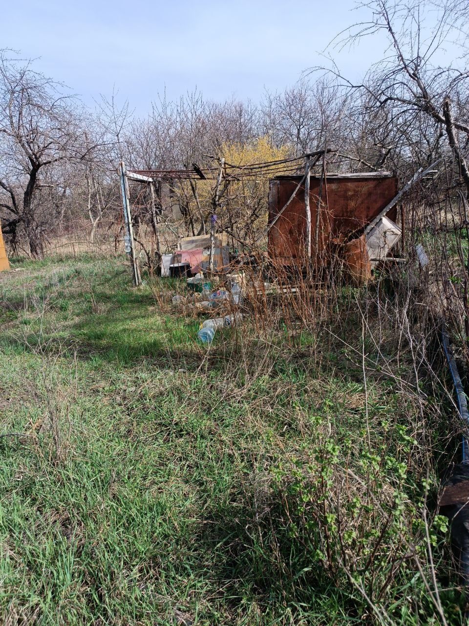 Продається дача на дачній ділянці Роза