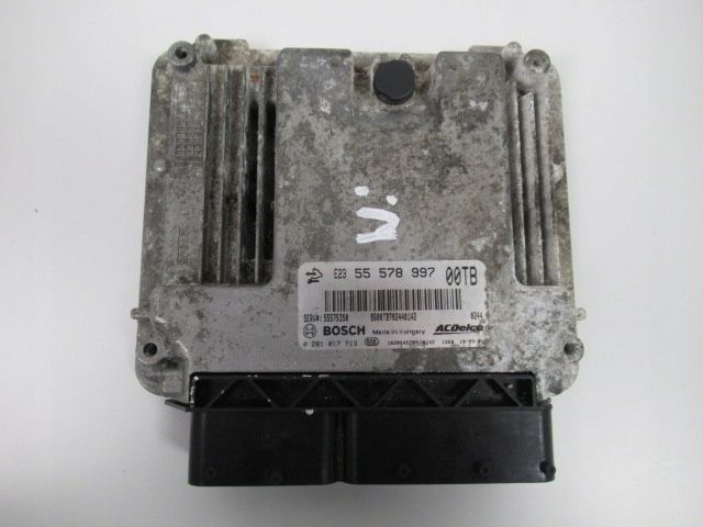 OPEL CORSA D 1.3 KOMPUTER SILNIKA 55578997