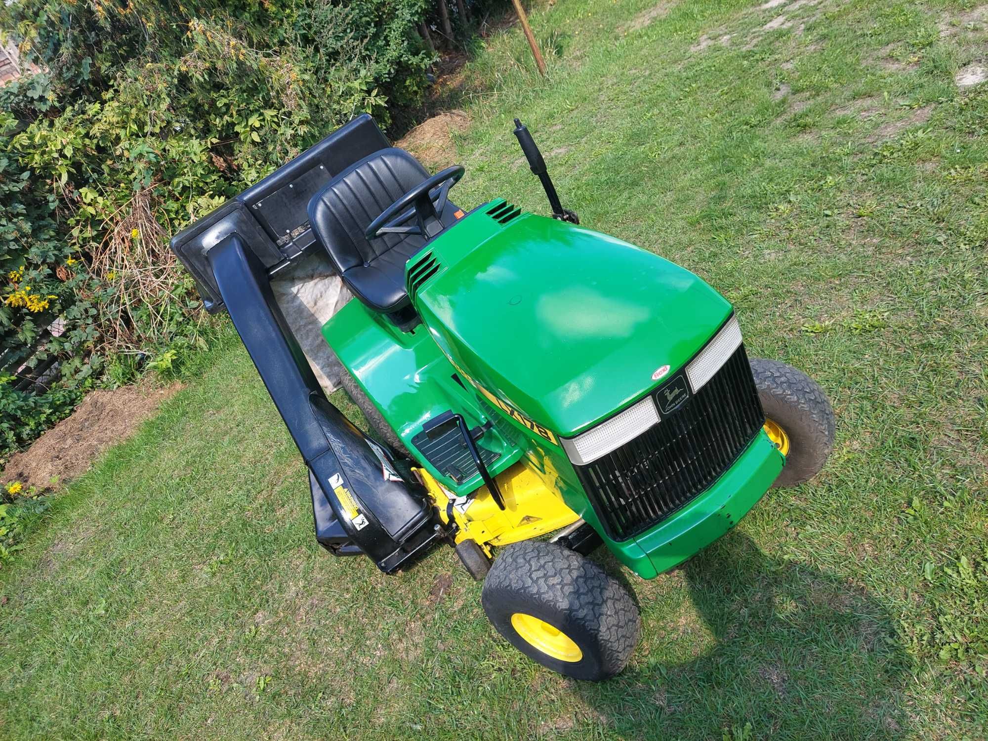 Kosiarka traktorek John Deere LX178 V -TWIN 15HP dwa cylindry