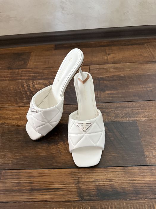 Мюлі Laura Biagiotti 41р білі