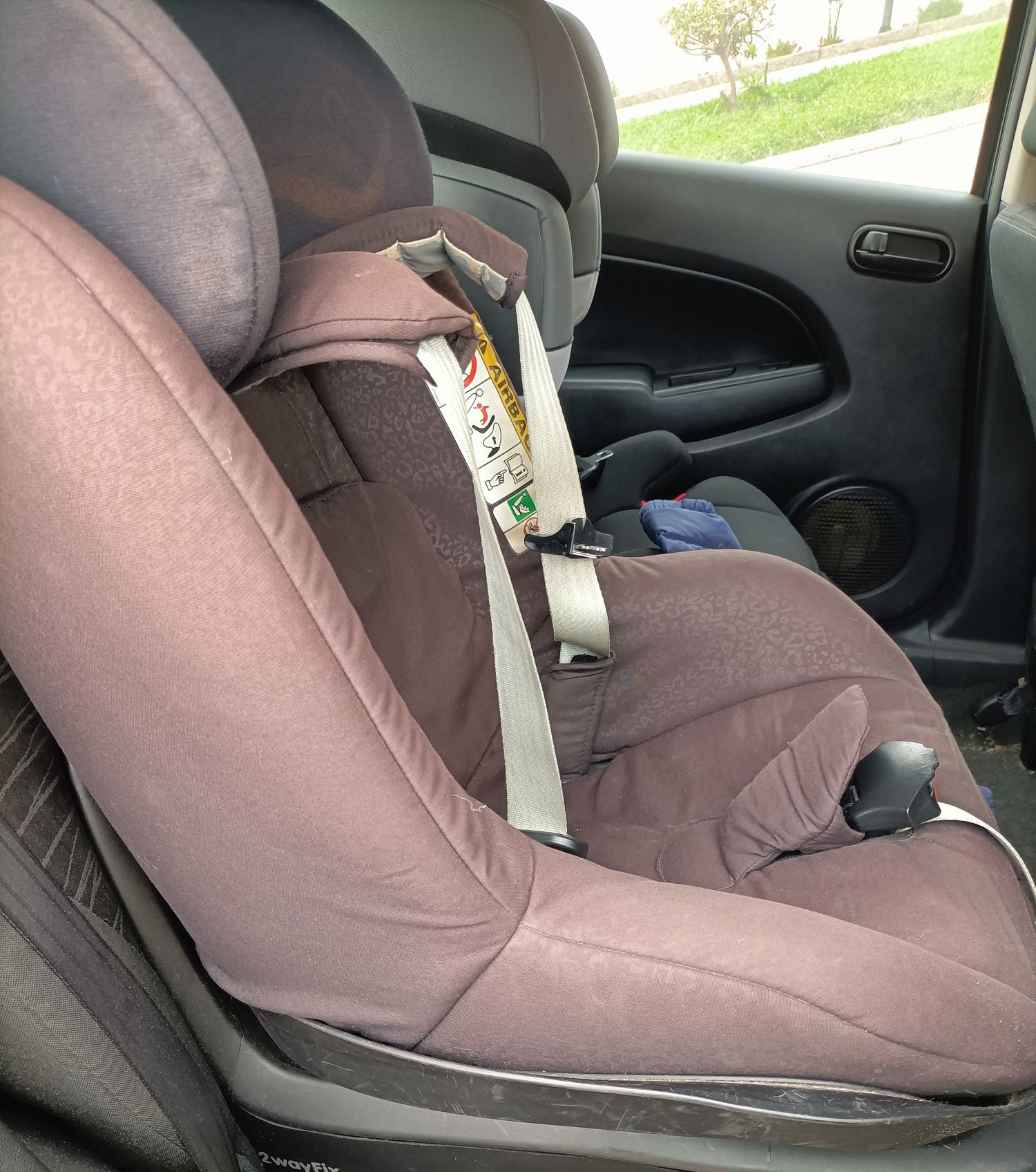 Cadeira auto bebeconfort 2 way Pearl com isofix