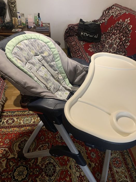Крісло для годування Graco