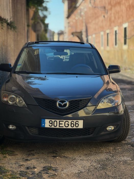 Mazda 3 em bom estado .