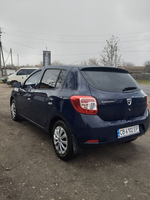 Dacia sandero 2013 року 1.2 бензин