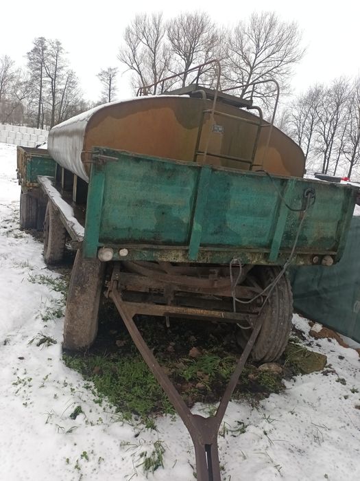 Przyczepa d 44 beczka 4 tys.l.