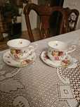 Filiżanki komplet  porcelana Angielska