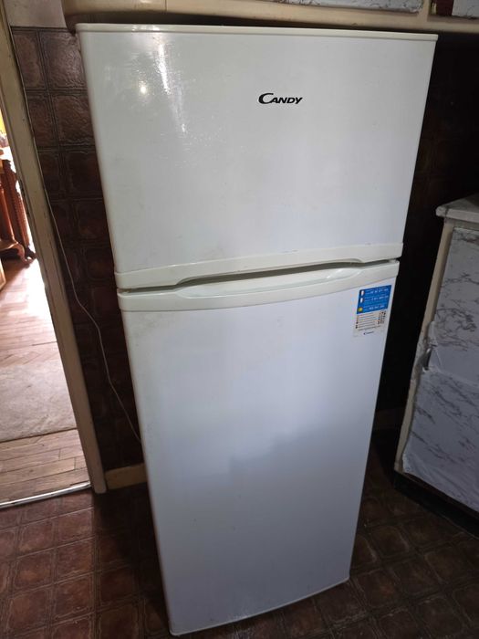 Frigorifico com congelador