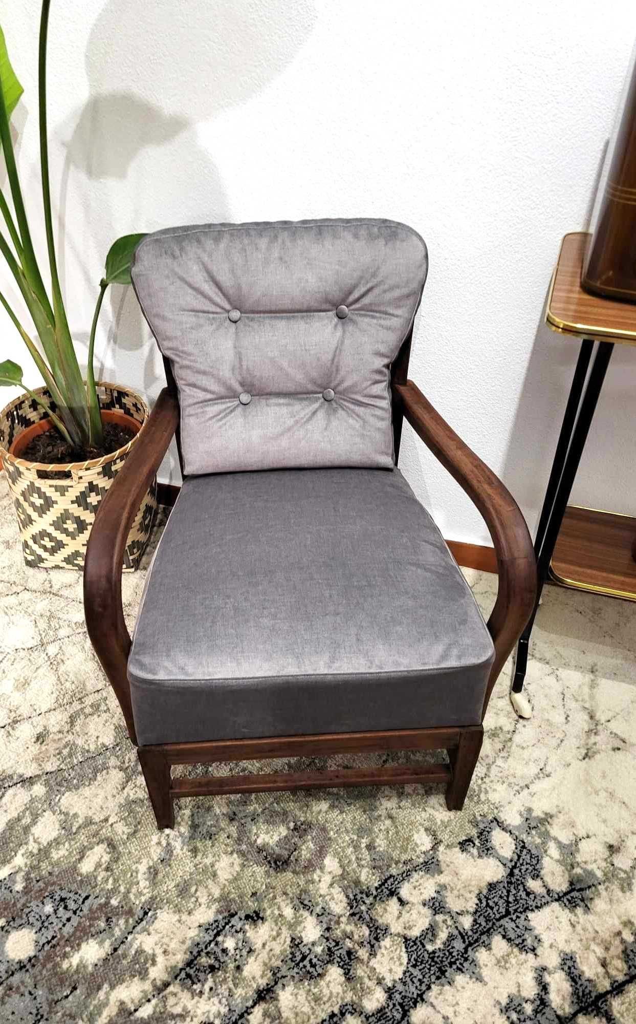 Sofa / Cadeirão / Poltrona / Vintage / Cadeira