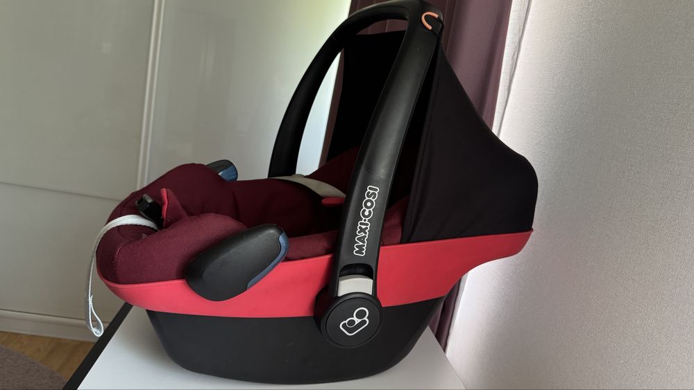Автолюлька Maxi Cosi Pebble pro I-size 0+ (до 12 кг)