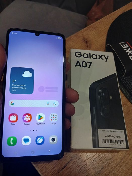 Samsung A07 128 GB Мобильный телефон Самсунг  с чехлом и зарядкой