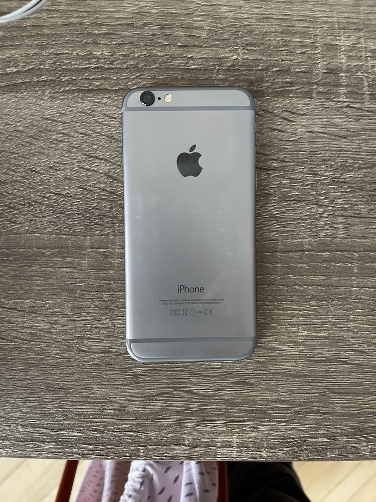 Iphone 6, 16 гб, чистий icloud, робочий touch id, 75%