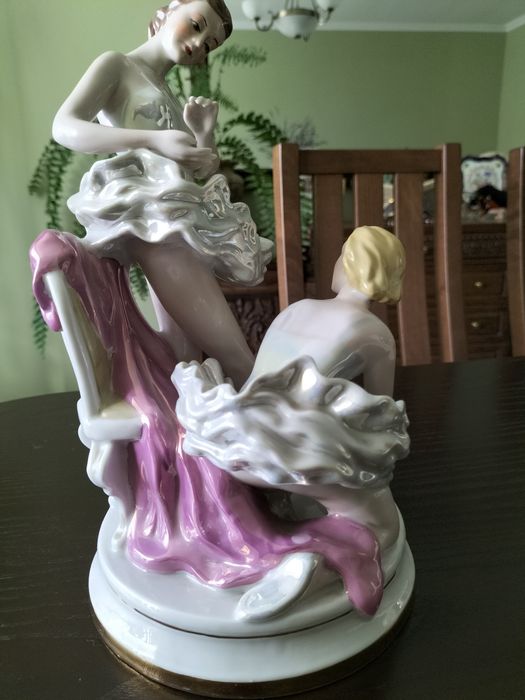 Статуетка " Балерини перед виступом"