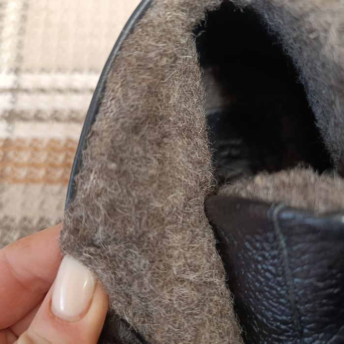 Шкіряні чоловічі ботінки фірми Badura