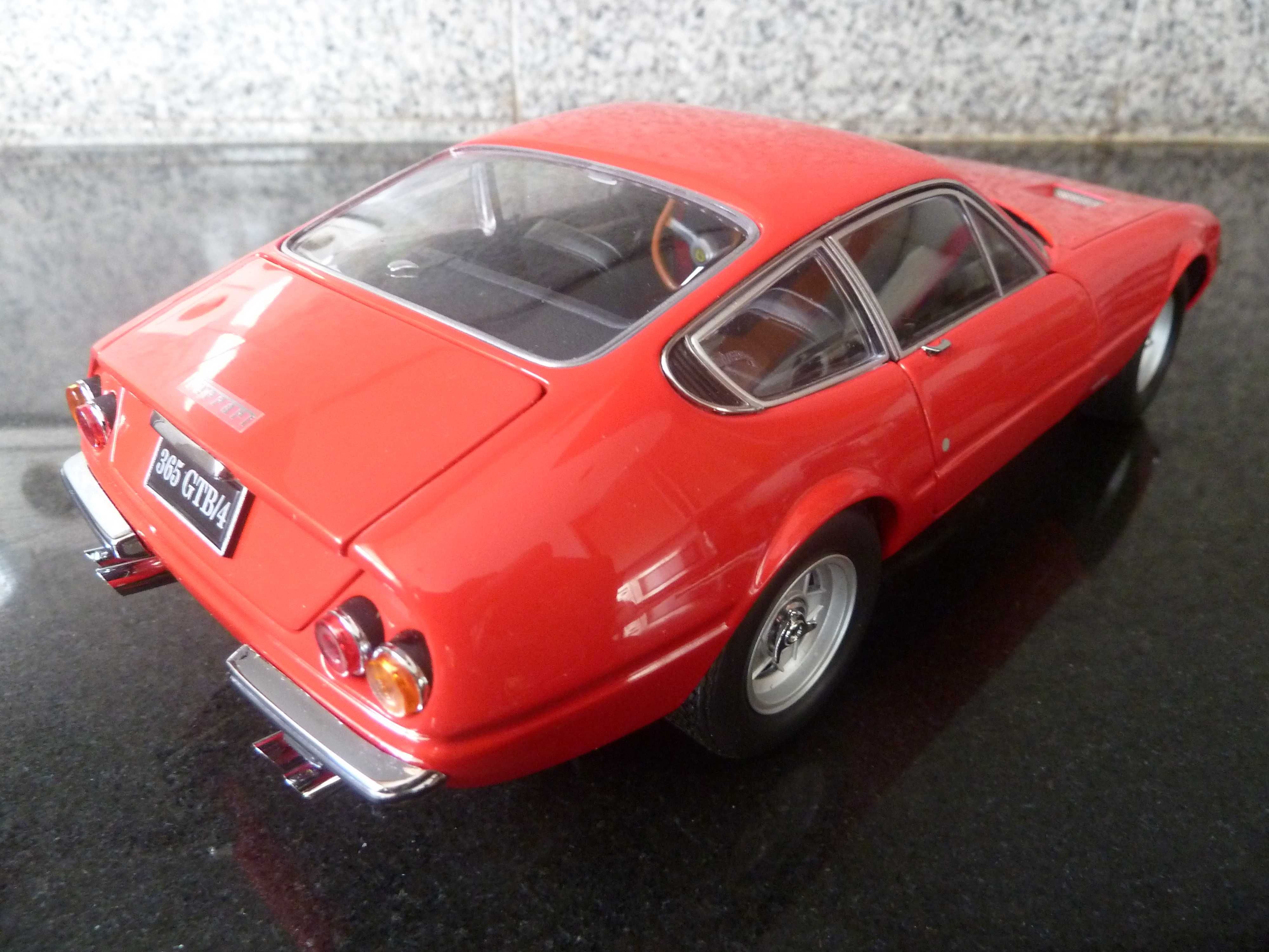 1:18 Kyosho, Ferrari 365 GTB4 Daytona 1969, AutoArt Minichamps