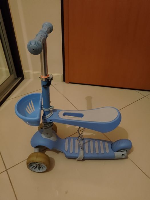 Hulajnoga dla dzieci swiecące kułka