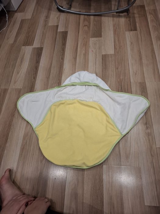 Otulacz do fotelika.