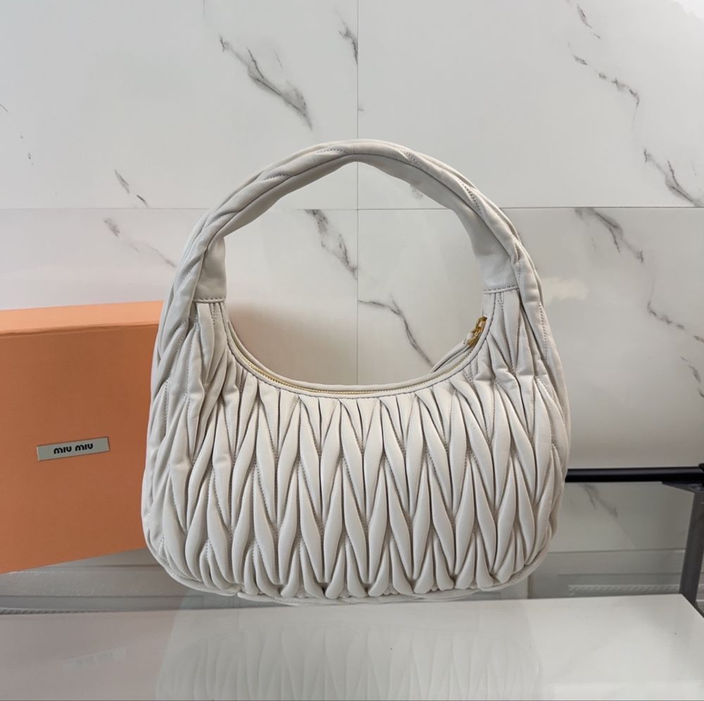 Torebka Miu Miu Hobo